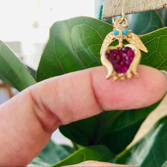 “Persephone’s Sin” Earrings - Picture 5 of 6